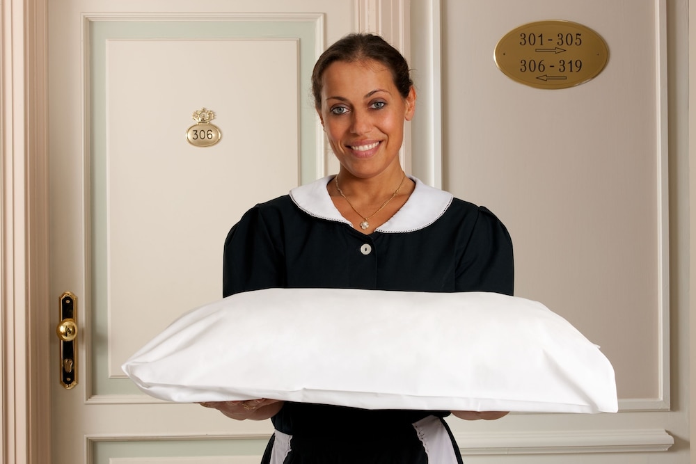 Room Service - Dining