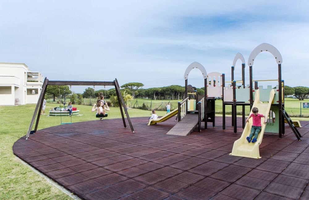 Childrens Play Area - Outdoor