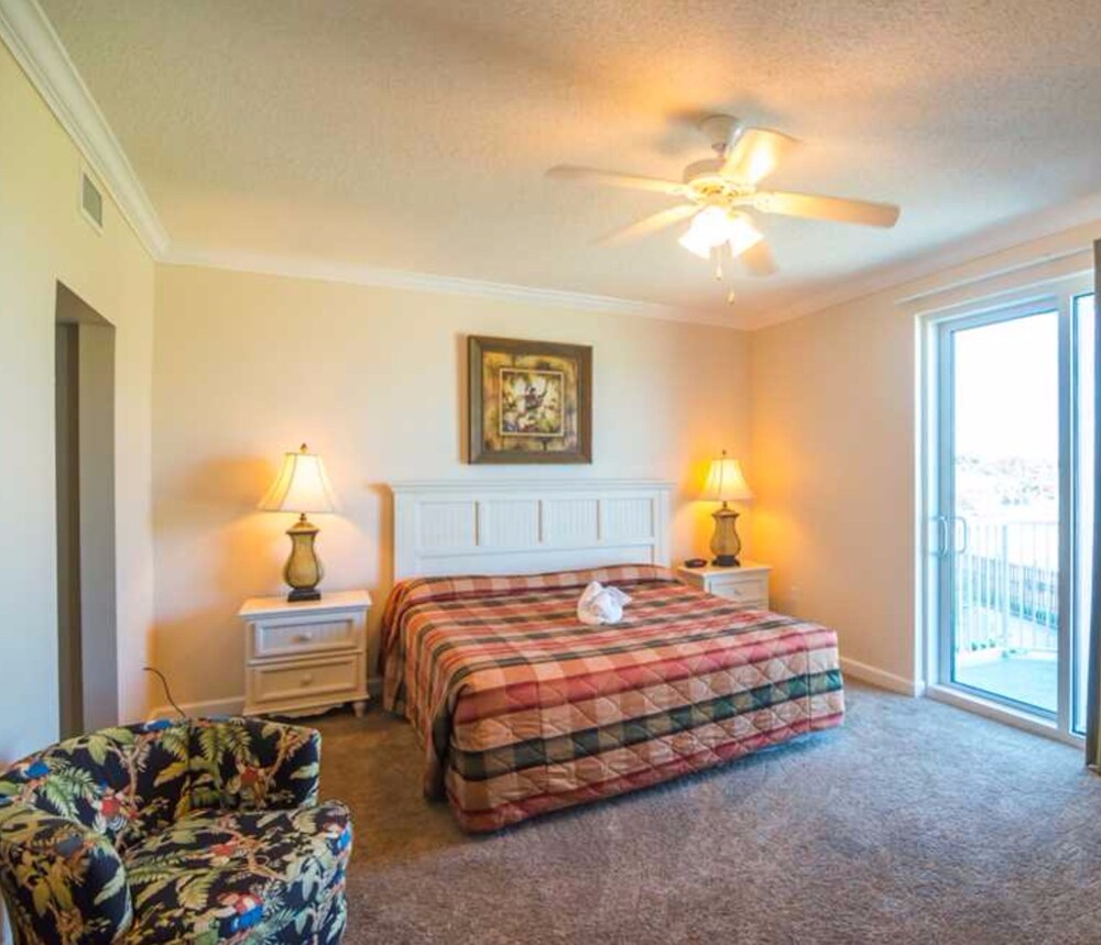 객실 (3.5 Bedroom 3 Bath Condo)
