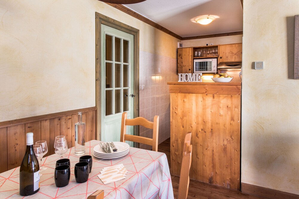 In-Room Kitchenette