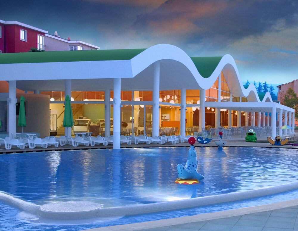 Childrens Pool