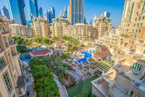 Swissôtel Al Murooj Dubai