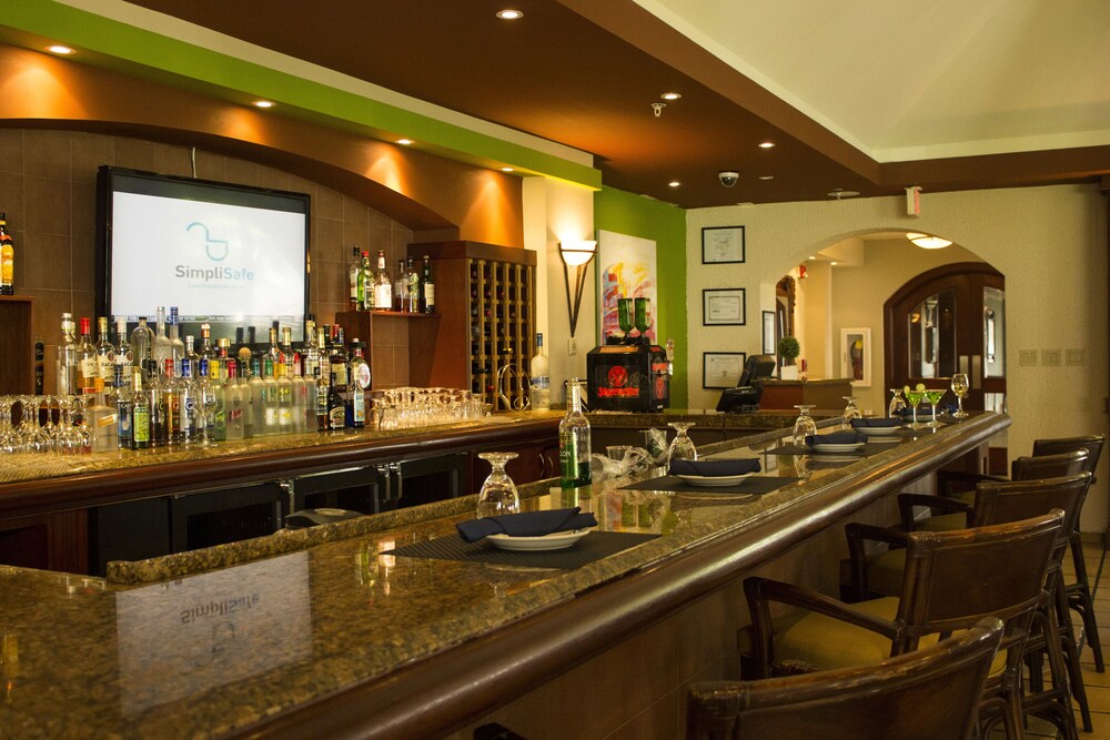 Hotel Bar