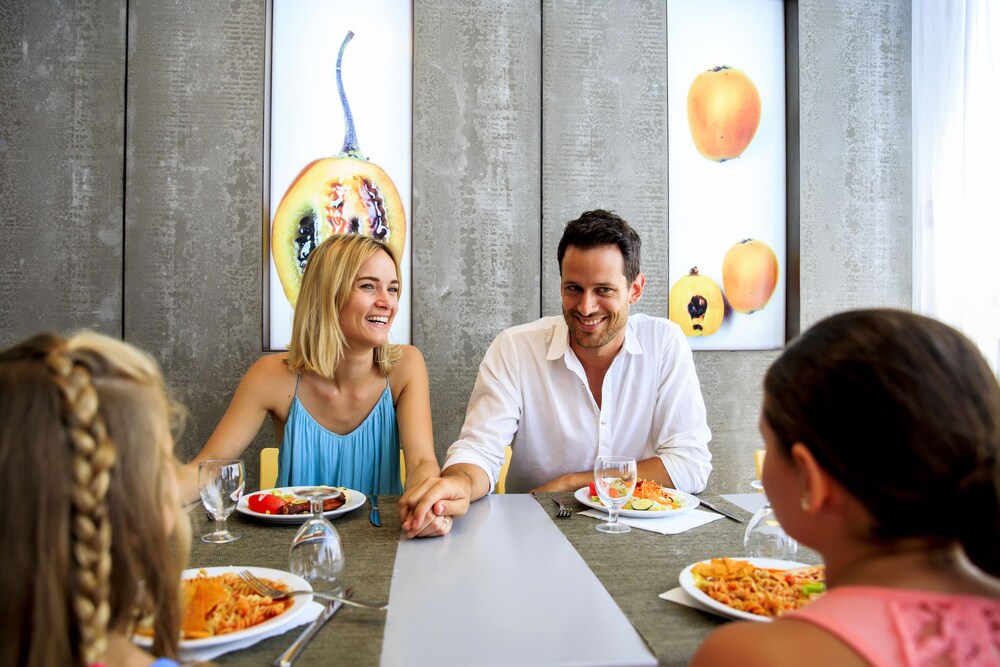 Family Dining