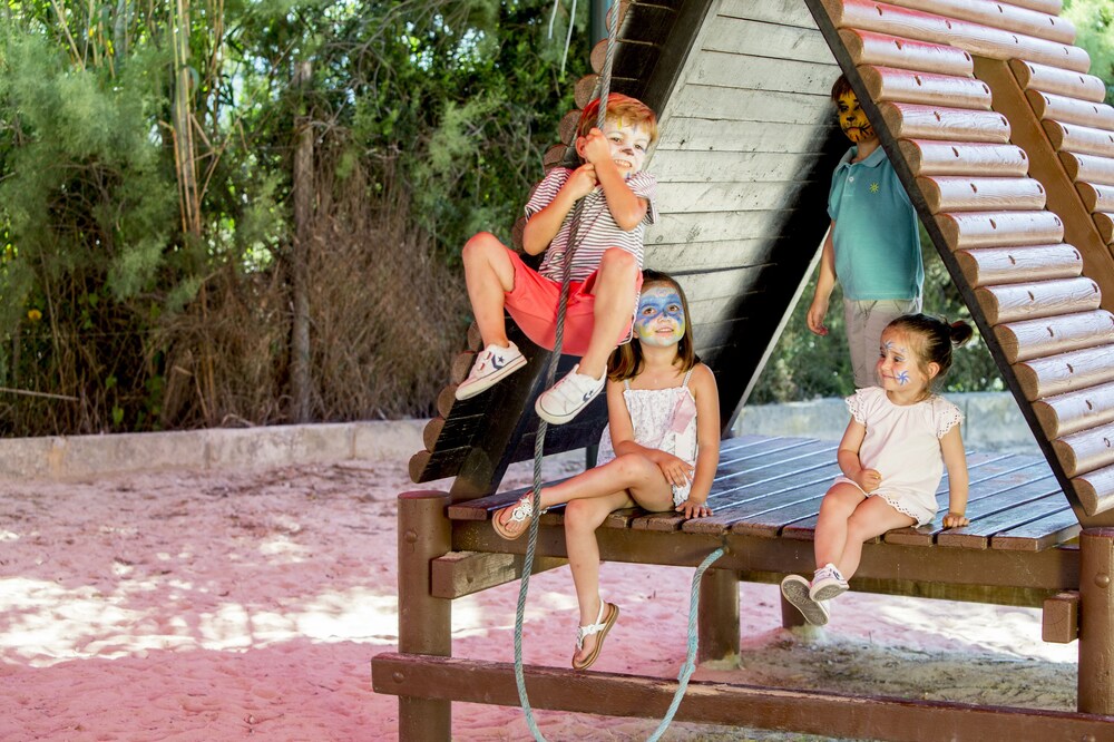Childrens Area