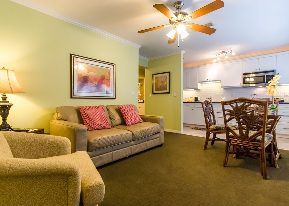 Suite, 2 Double Beds (Preferred Suite) - Guestroom