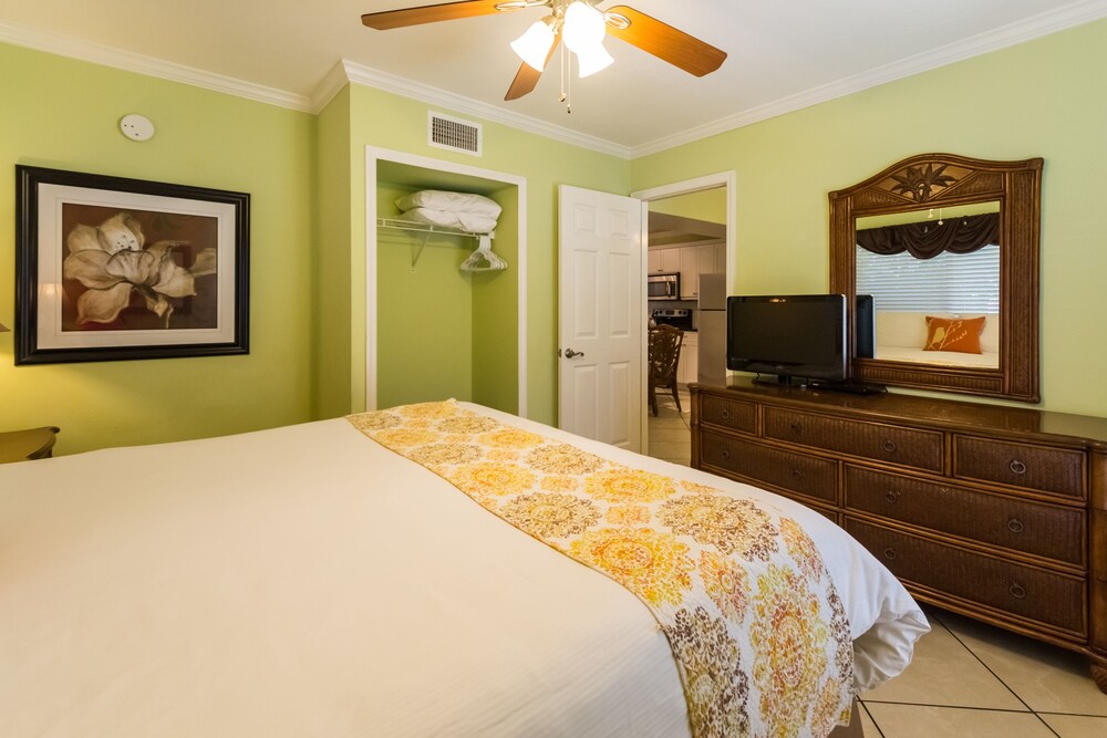 Family Suite, 2 Bedrooms (Preferred Suite) - Guestroom