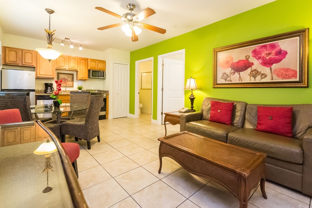 Suite, 1 Queen Bed (Preferred Suite) - Guestroom