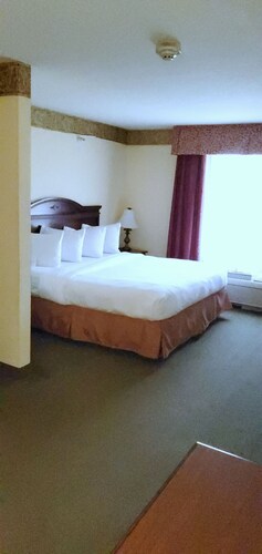 Country Inn & Suites by Radisson, Youngstown West, OH