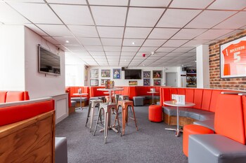 Sports Bar
