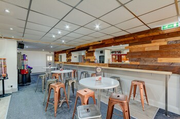 Sports Bar