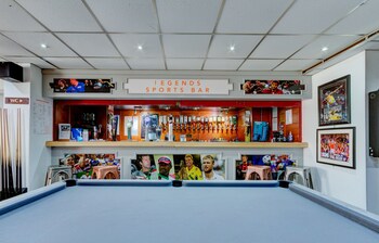 Sports Bar
