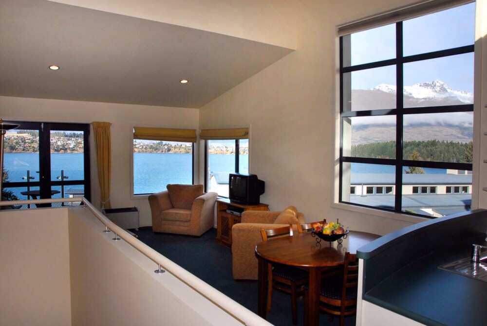 Standard Apartment, 2 Bedrooms - Guestroom