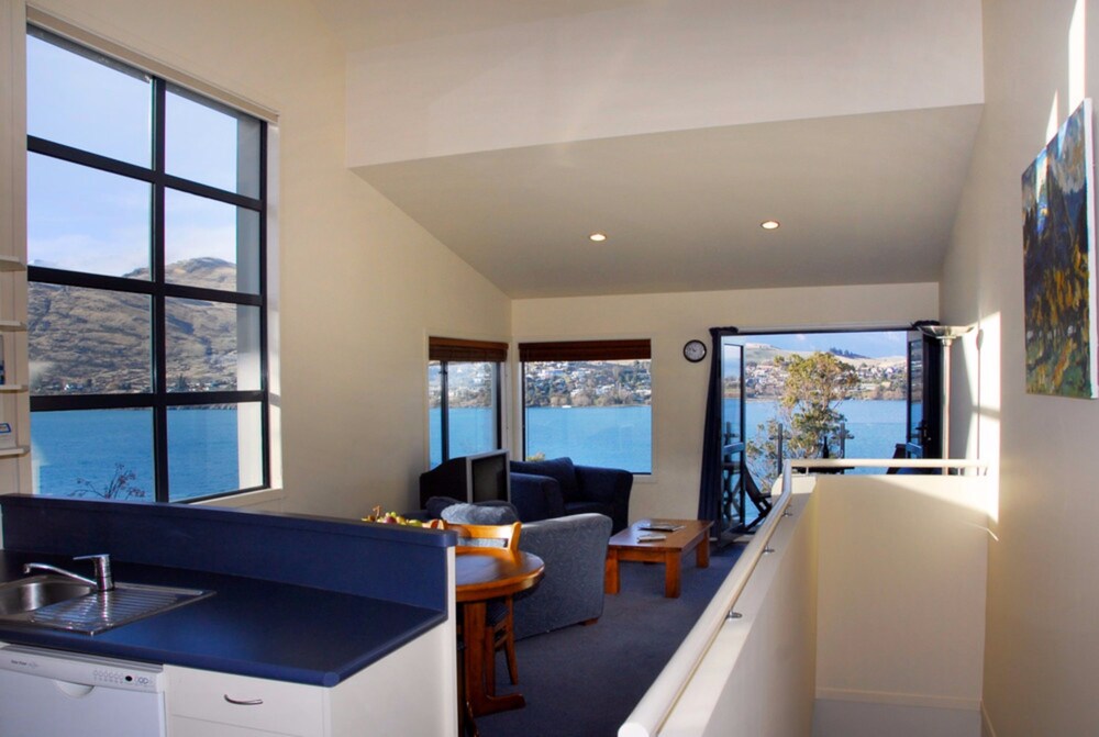 Standard Apartment, 2 Bedrooms - Guestroom