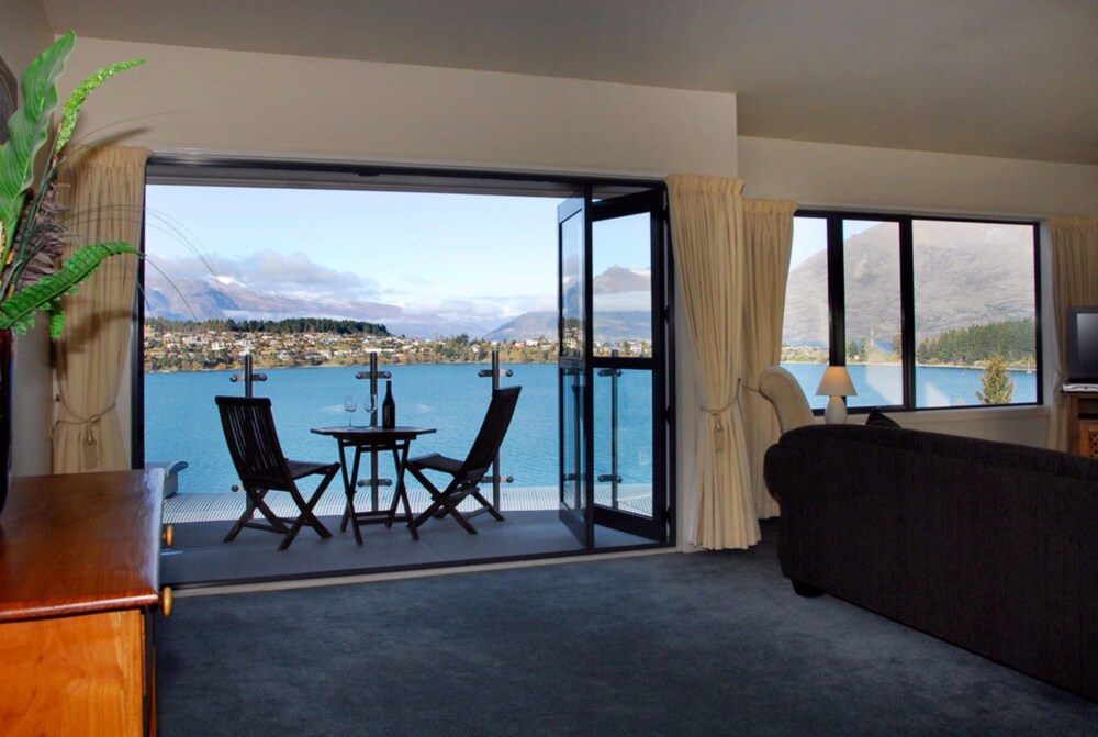 Standard Apartment, 3 Bedrooms - Guestroom