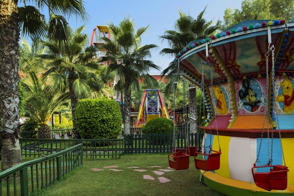 Childrens Play Area - Outdoor