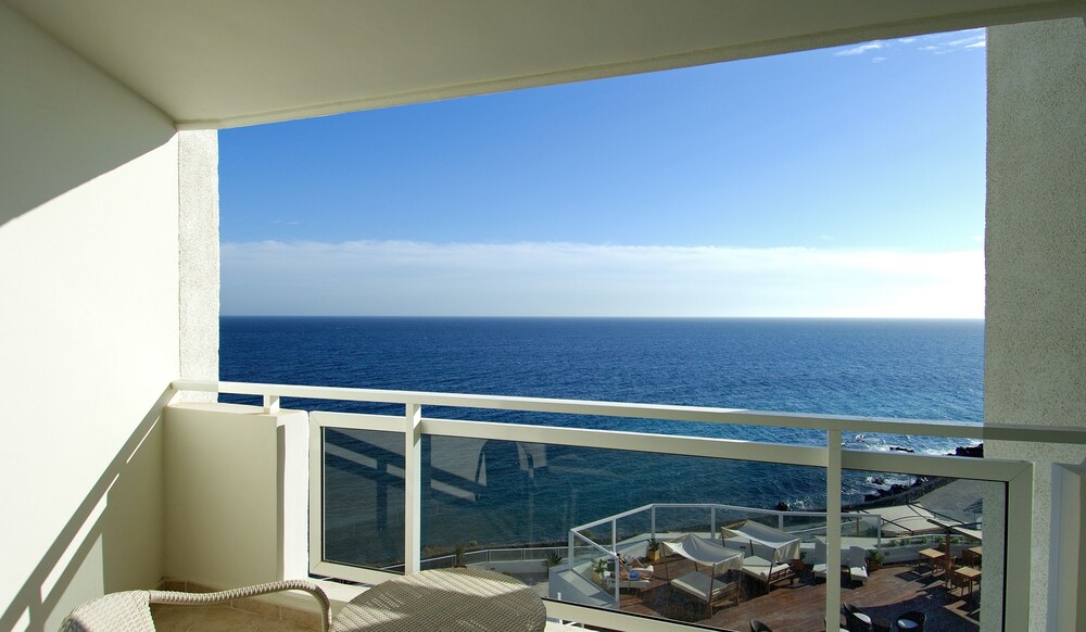 Guestroom View