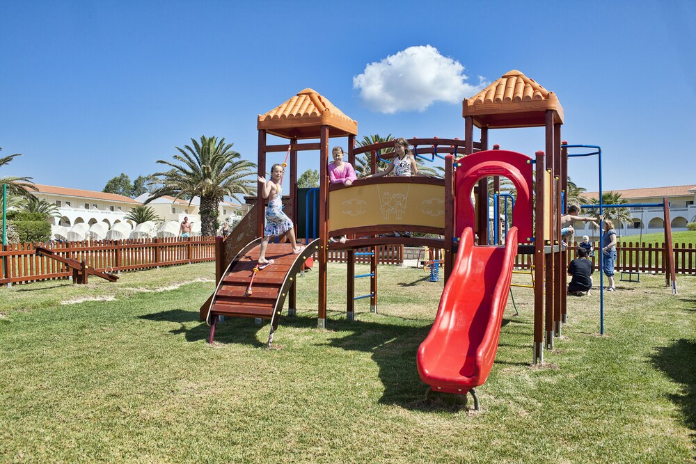 Childrens Play Area - Outdoor