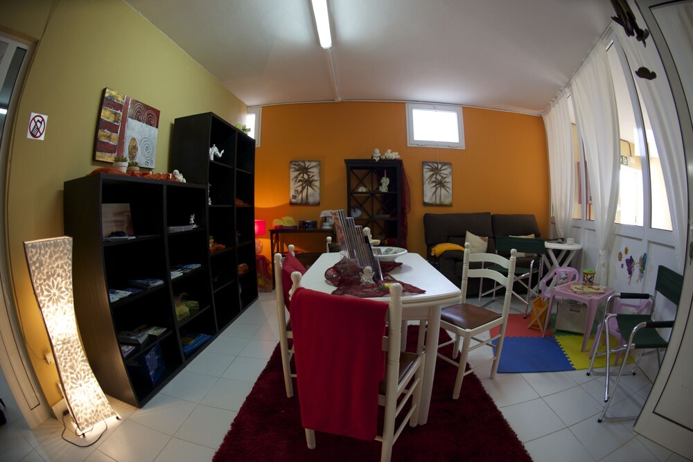 Nail Salon