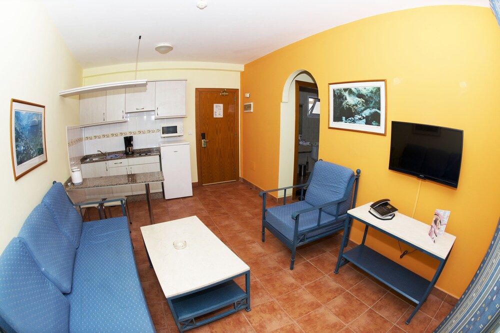 In-Room Kitchen