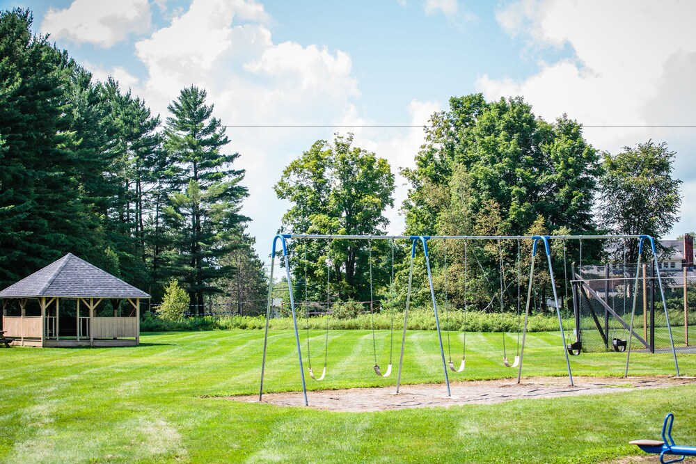 Childrens Play Area - Outdoor