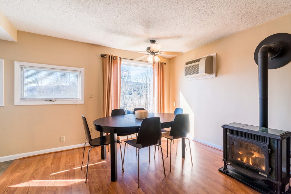Condo, 2 Bedrooms - In-Room Dining