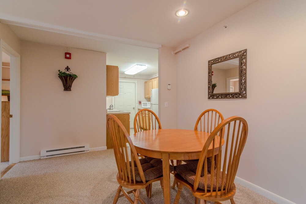 Condo, 1 Bedroom - In-Room Dining