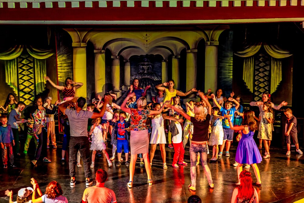 Theater Show