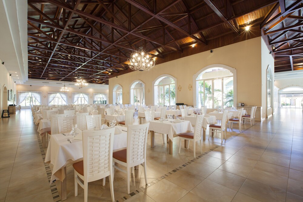 Restaurant, Majestic Colonial Punta Cana - All Inclusive