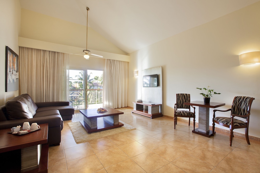 Living room, Majestic Colonial Punta Cana - All Inclusive