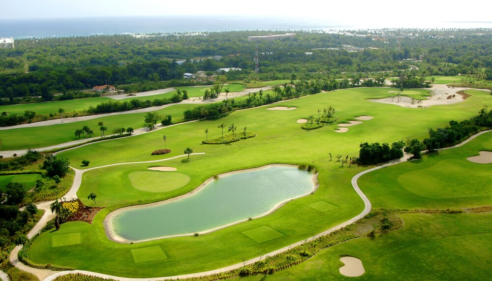 Golf, Majestic Colonial Punta Cana - All Inclusive