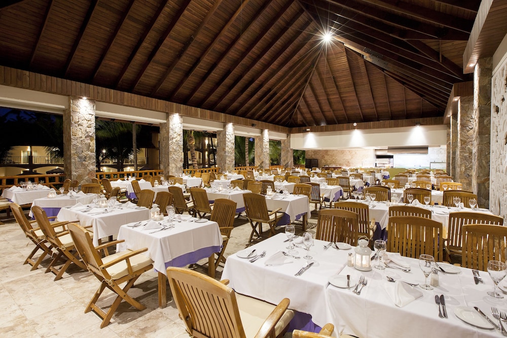 Restaurant, Majestic Colonial Punta Cana - All Inclusive