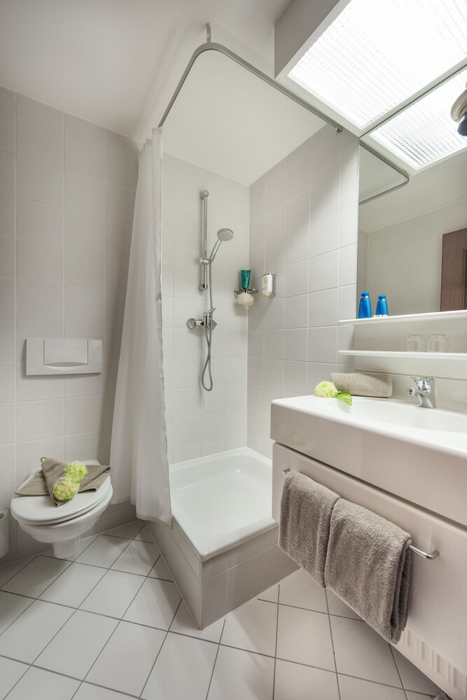 Studio, Kitchenette - Bathroom