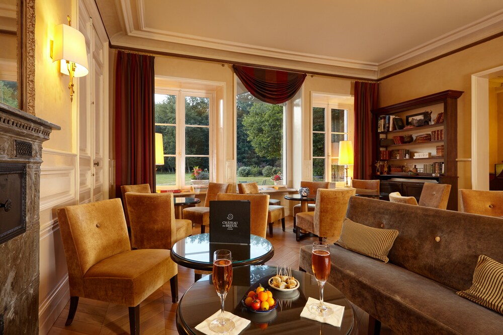 Bar-salon de l'hôtel