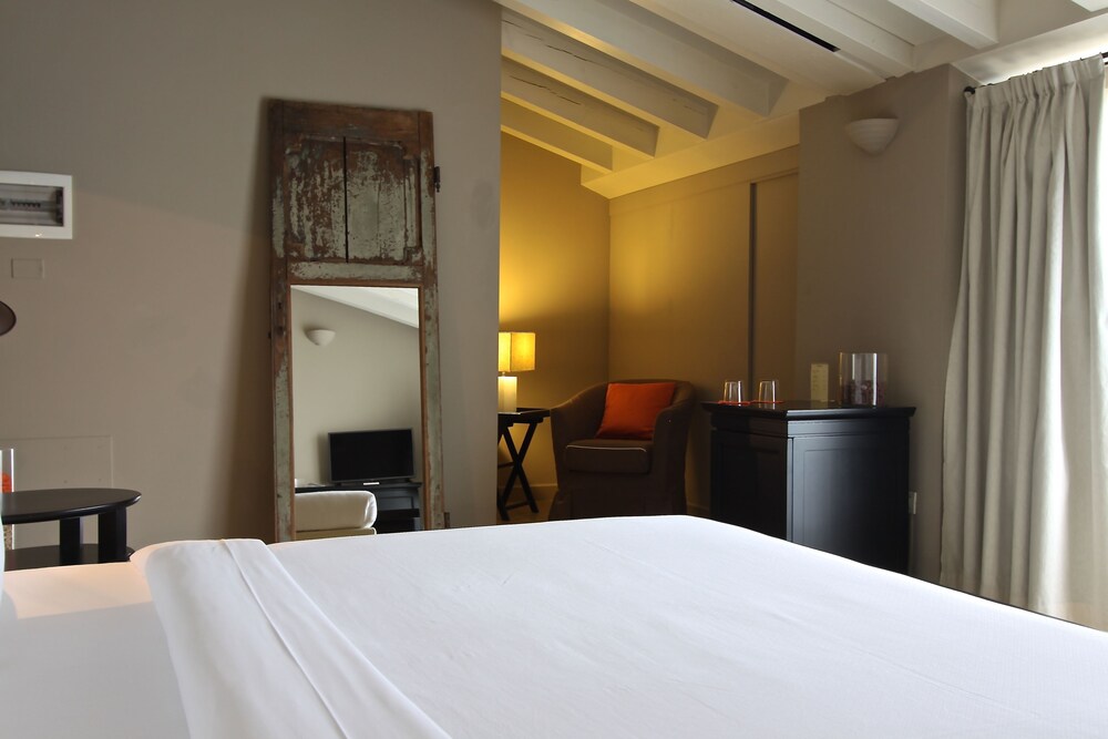 Guestroom View