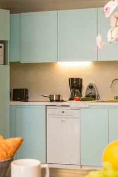 In-Room Kitchenette