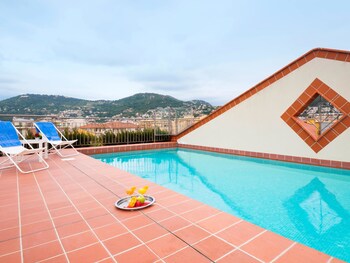Rooftop Pool