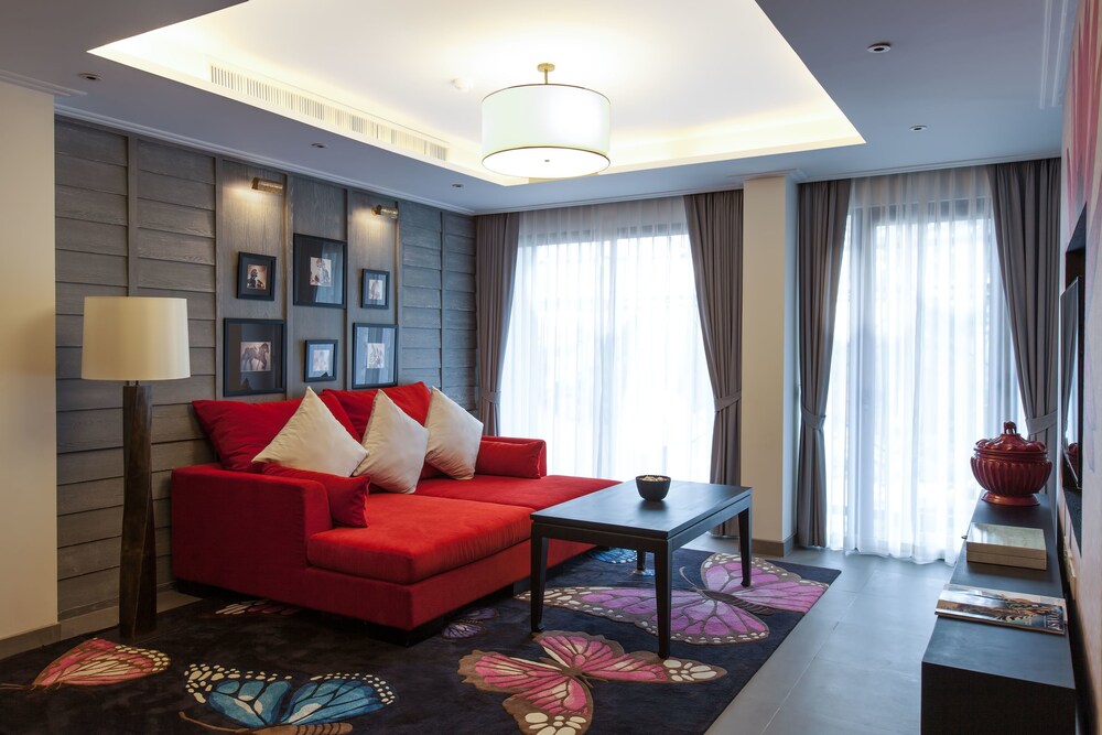 Suite (Garden) - Living Area