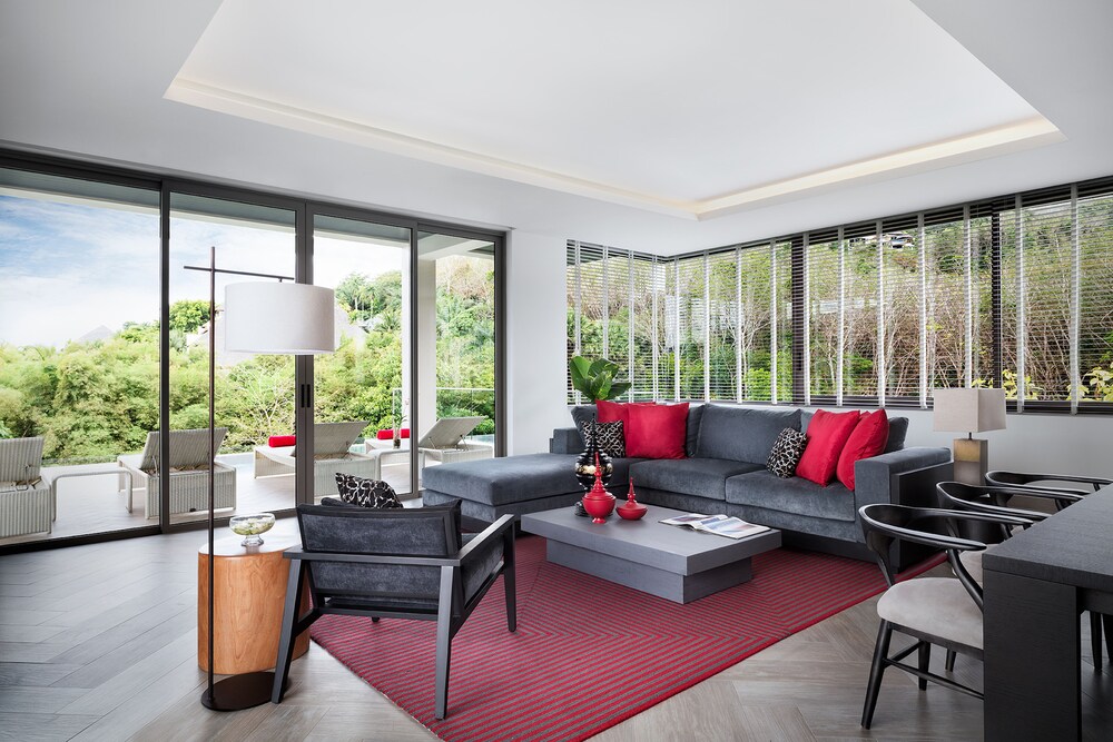 Two Bedroom Pool Loft - Living Area
