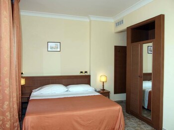 Guestroom View