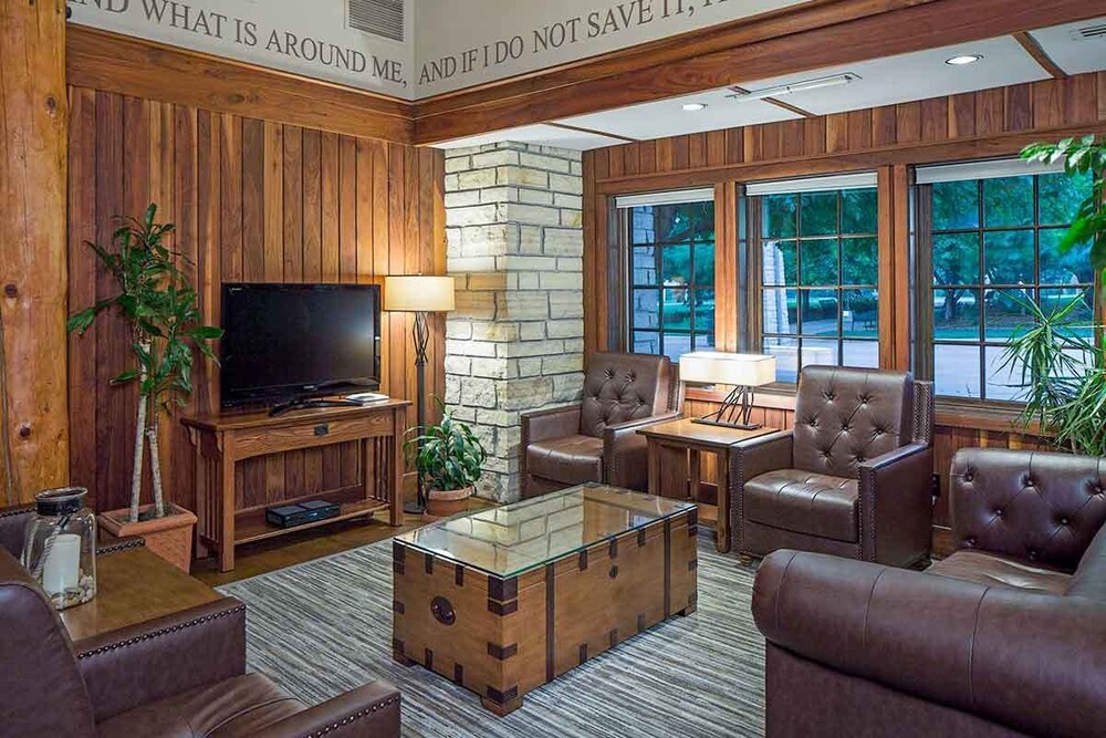 Executive Lounge