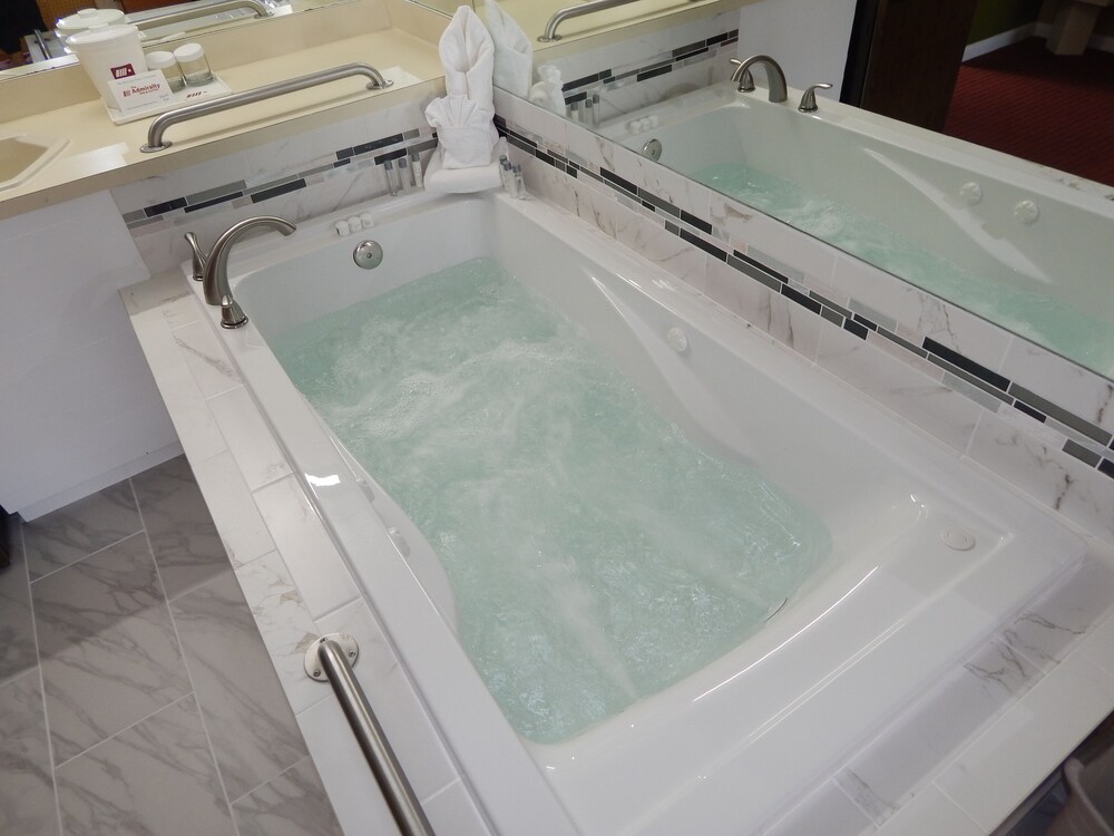 Jetted Tub