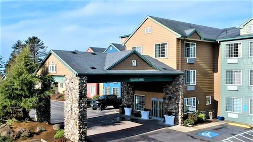 The Ashley Inn & Suites