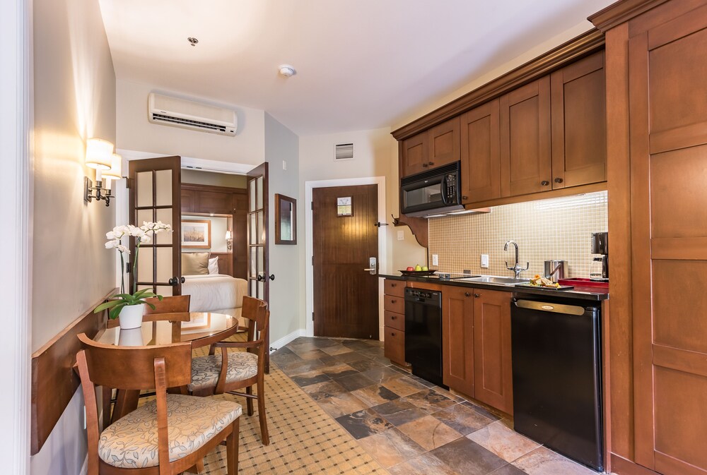 In-Room Kitchenette