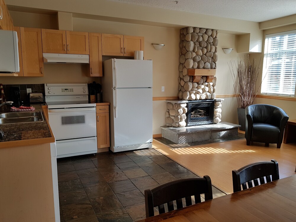 Condo, 3 Bedrooms, Jetted Tub, Mountain View - In-Room Kitchen