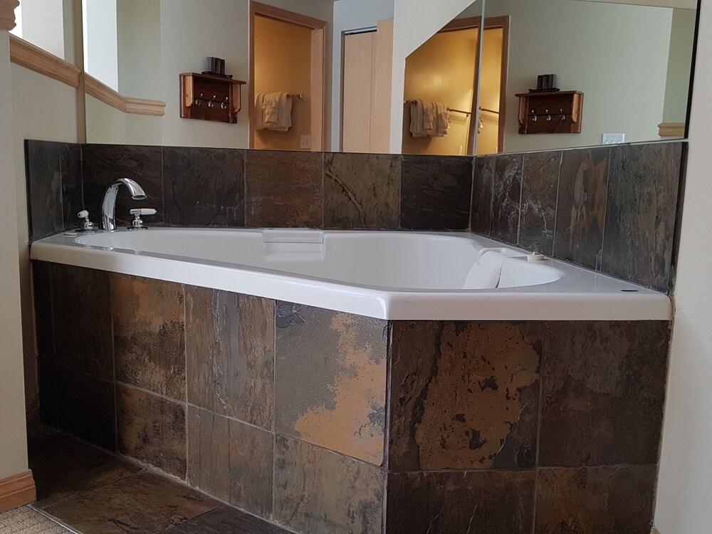Condo, 2 Bedrooms, Accessible, Jetted Tub - Jetted Tub