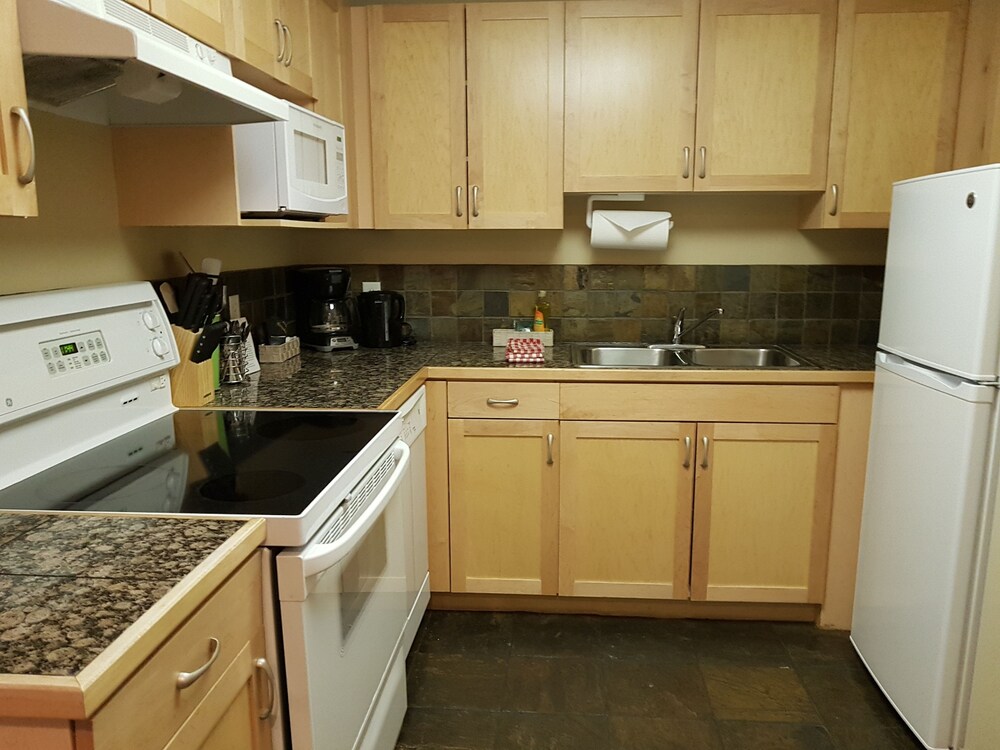 Condo, 1 Bedroom, Accessible, Jetted Tub - In-Room Kitchen