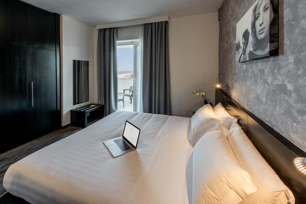Guestroom View