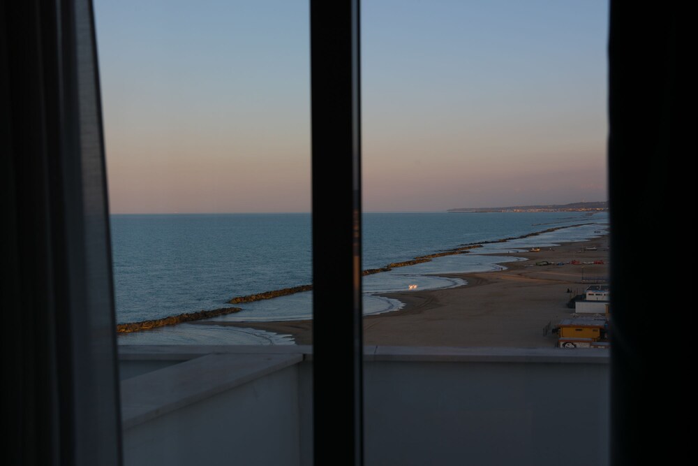 Guestroom View