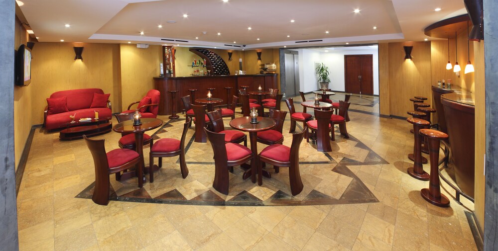 Hotel Bar
